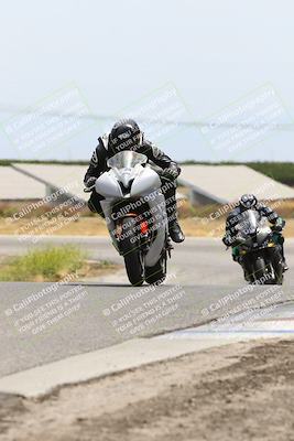 media/May-26-2025-Lets Ride (Mon) [[3bf1de1d65]]/A Group/12pm (Wheelie Bump)/